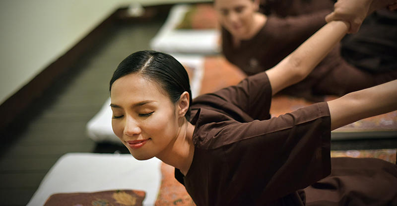 图文详情·还记得《泰囧》里宝宝享受过的"雷神"按摩么,就是在这家店