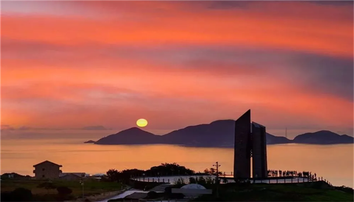 台州温岭包车一日游私家专车七彩小箬村石塘曙光碑海岛风光长屿洞天