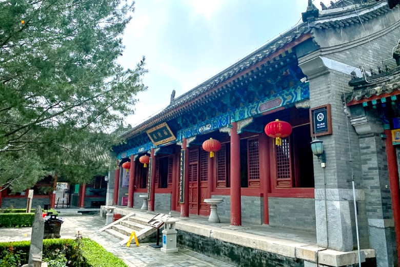 京郊房山云居寺一日游北京敦煌探秘香烟缭绕云居三绝揭秘山顶洞人生活