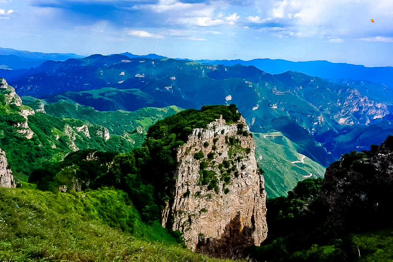 京郊门头沟 徒个北灵山 北京驴友后花园 北灵山-柏峪 10公里徒步穿越
