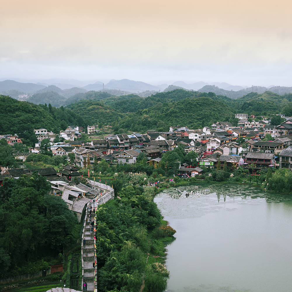 贵阳天河潭 青岩古镇 花溪湿地公园纯玩一日游(含景区大门票 纯玩0购