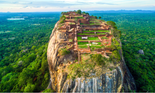 双火车体验霍顿平原雅拉国家公园狮子岩佛牙古寺红树林乘船赠送电话卡