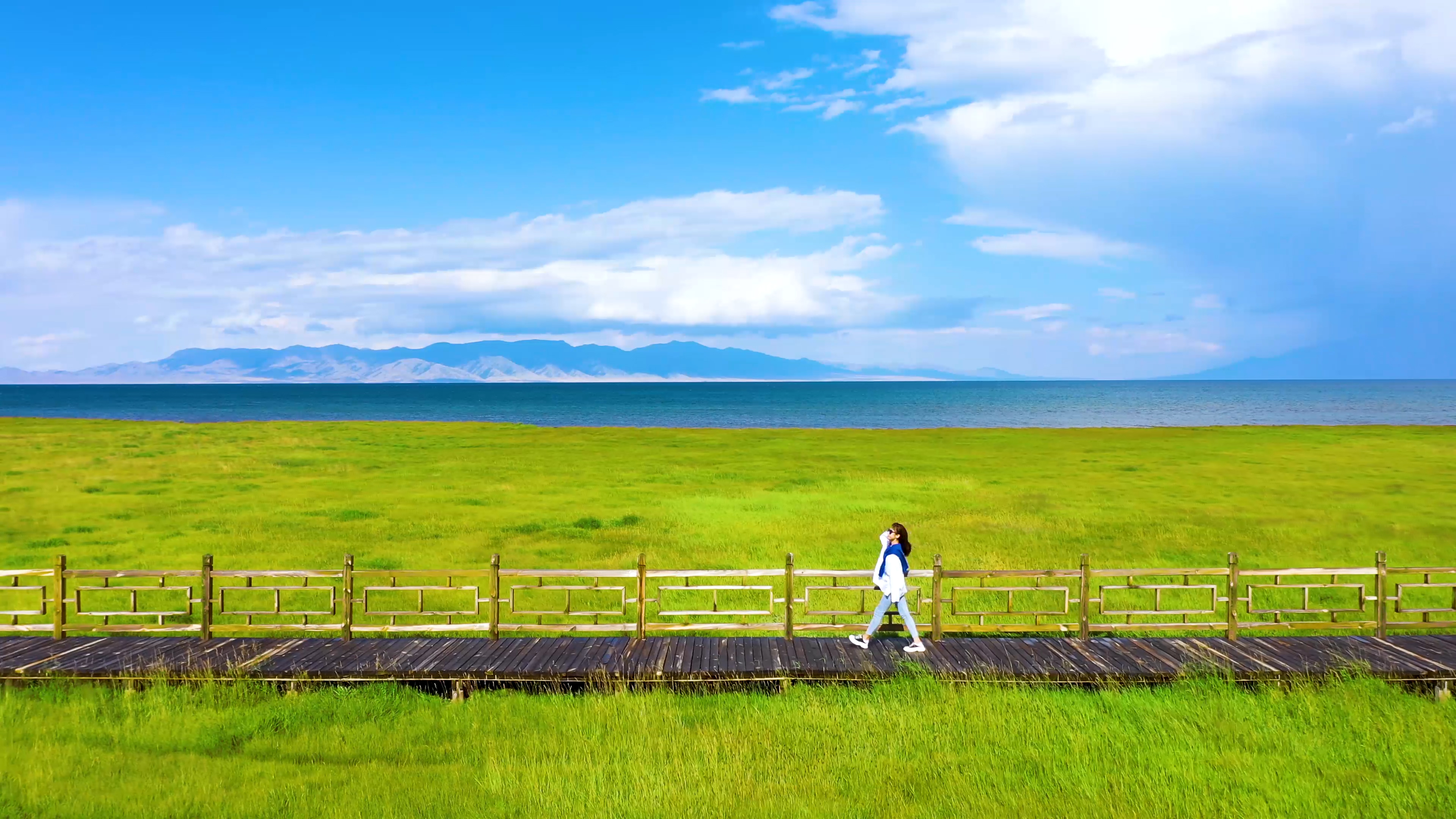 伊犁当地小车团 小众深度游 赛里木湖环湖 迷人村落琼库什台 夏塔古道