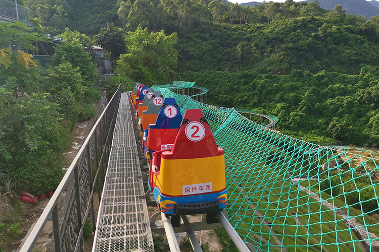 福建厦门双龙潭生态运动景区一日游(管式滑道 空中滑索 滑车滑草 滑鞋