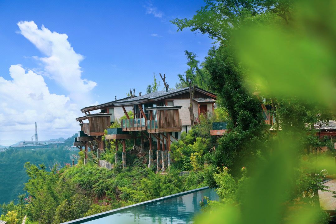 贵州铜仁放下云居酒店1晚含2大2小早餐房车营地烧烤高铁往返接送朱砂