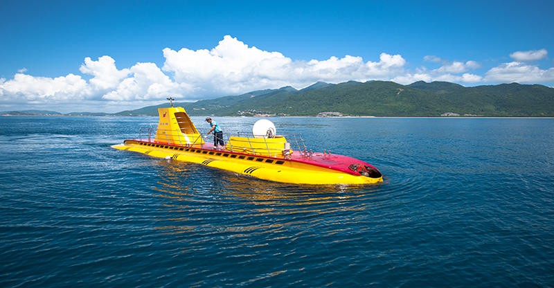 海底观光艇(全潜)——中国独一无二的一艘海底观光潜水艇