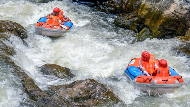 福建龙岩龙啸岩生态漂流一日游龙硿洞风景名胜区纯玩激情漂流游览岩洞