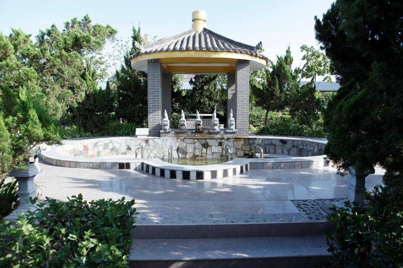 咸阳地热城蓝波湾温泉世界门票