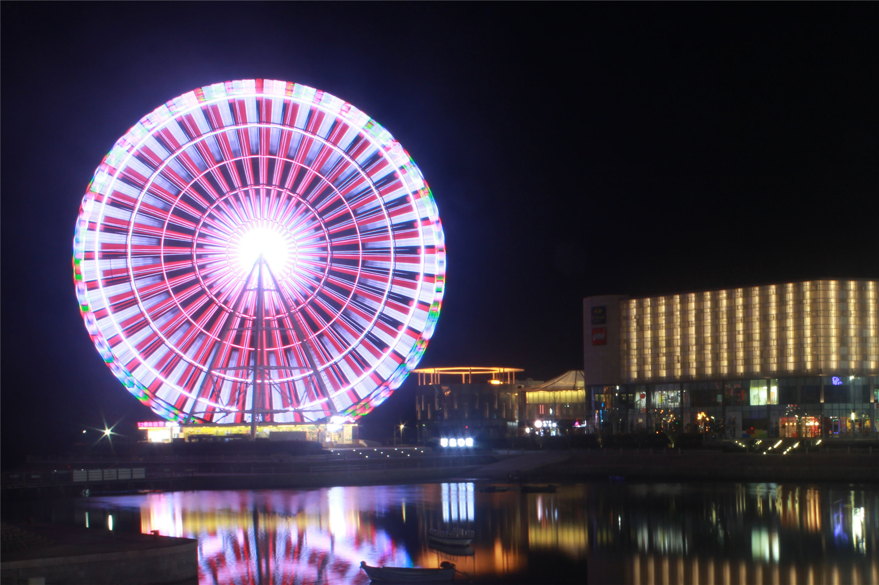 青岛海上嘉年华琴岛之眼海景摩天轮黄岛海上摩天轮13分14秒的浪漫一生