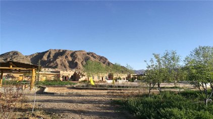 是一处充满自然风光魅力和原生态民居诱惑的自然村落.