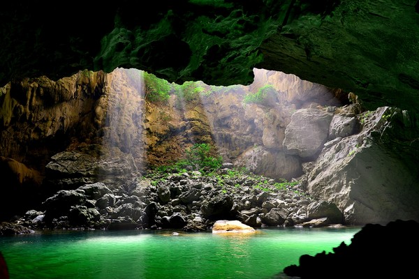 巴马百鸟岩入园保障