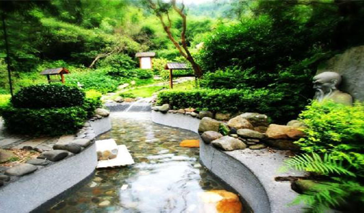 温泉之乡宜春天沐温泉富硒温泉不去可退