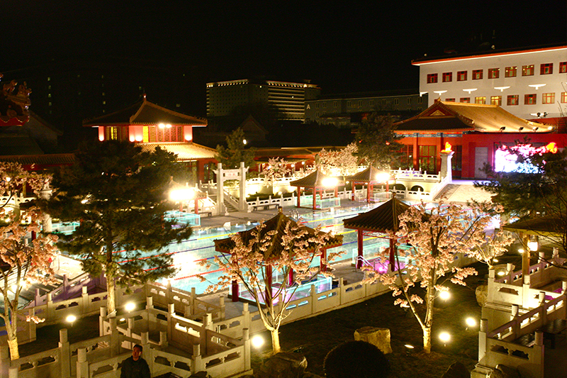 北京九华山庄16区一晚住宿双早双人温泉门票军都山滑雪门票北京乐多港