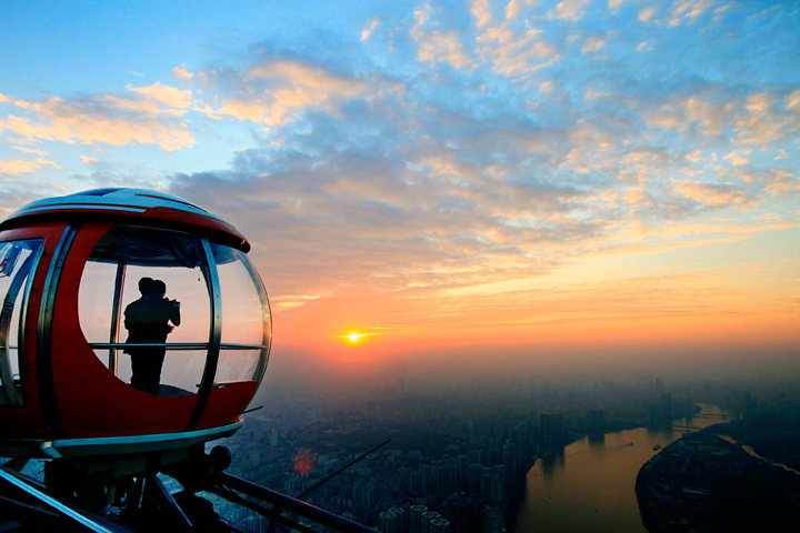 小蛮腰广州塔460米摩天轮套票含428米白云观光大厅433米星空观光大厅