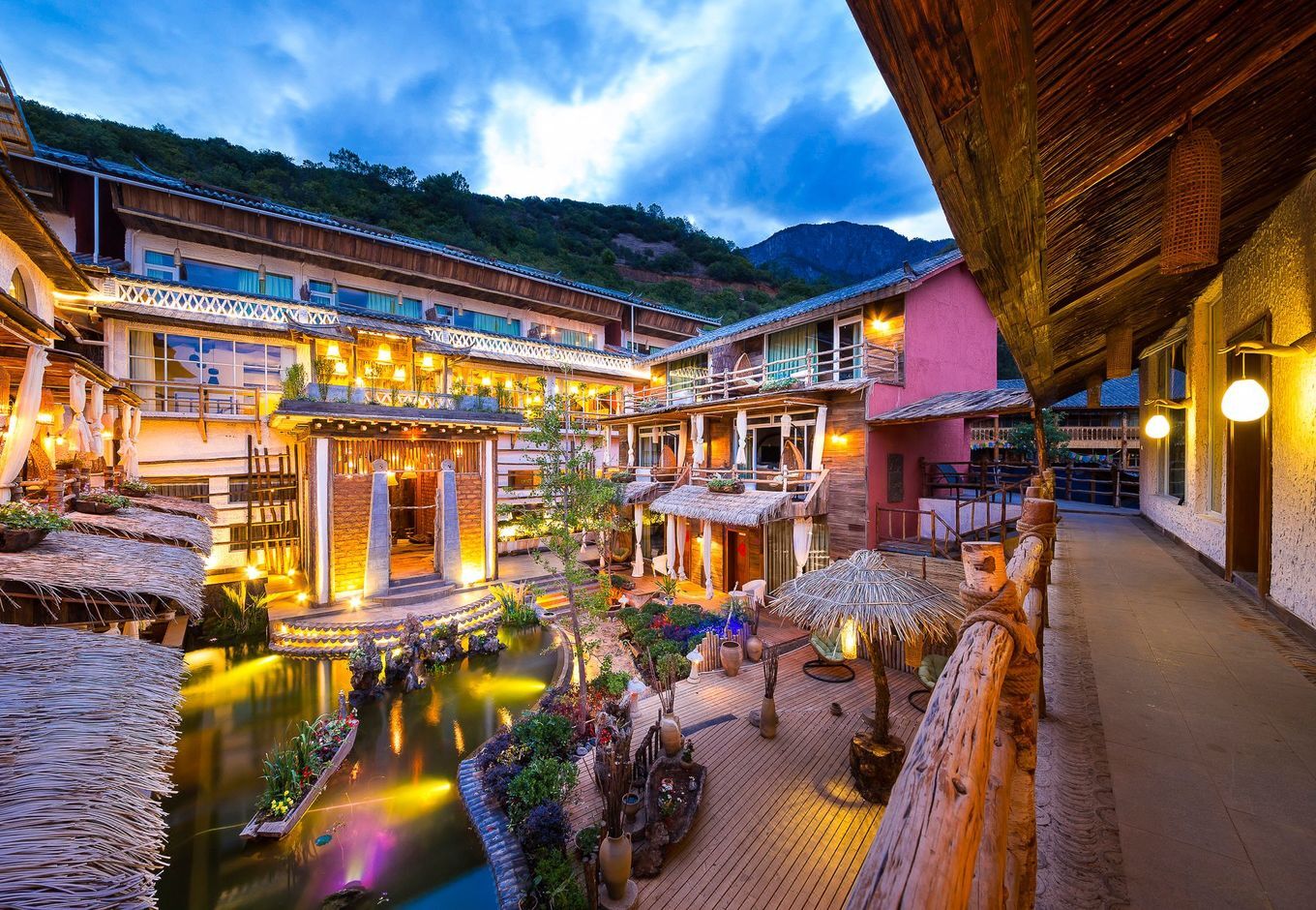 亲爱的客栈丽江泸沽湖诗莉莉在里格乐海居客栈标准间或湖景房随心选择