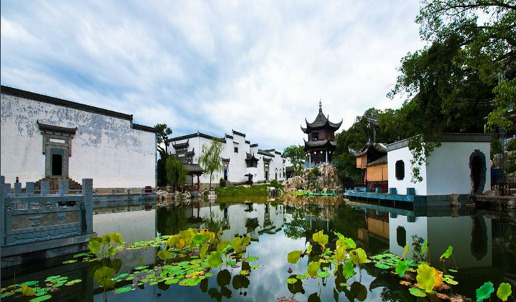 婺源熹园景区一日门票直接扫码入园穿汉服穿越南宋与宋代村民互飙演技