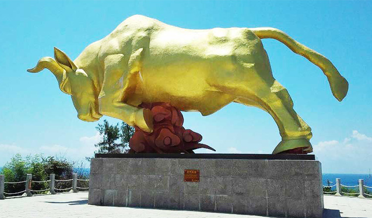 牛王岛位于西岛西南方,与西岛几近相连的袖珍小岛.