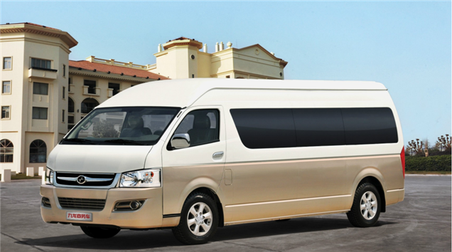 18座中巴车