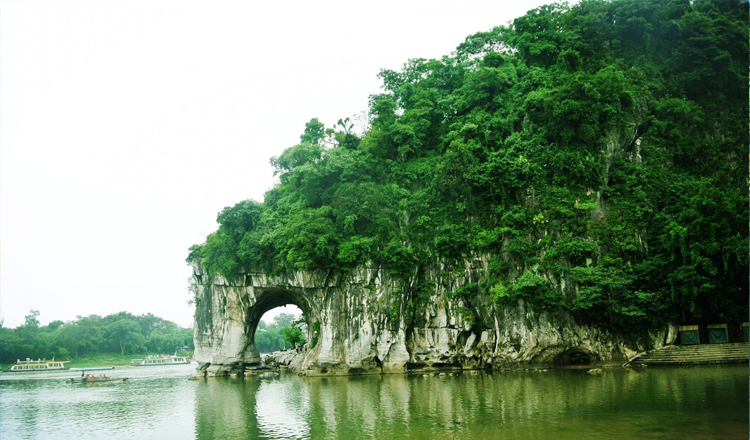桂林象鼻山王城独秀峰景区大门票成人套票可任选景区电子票或实体票领