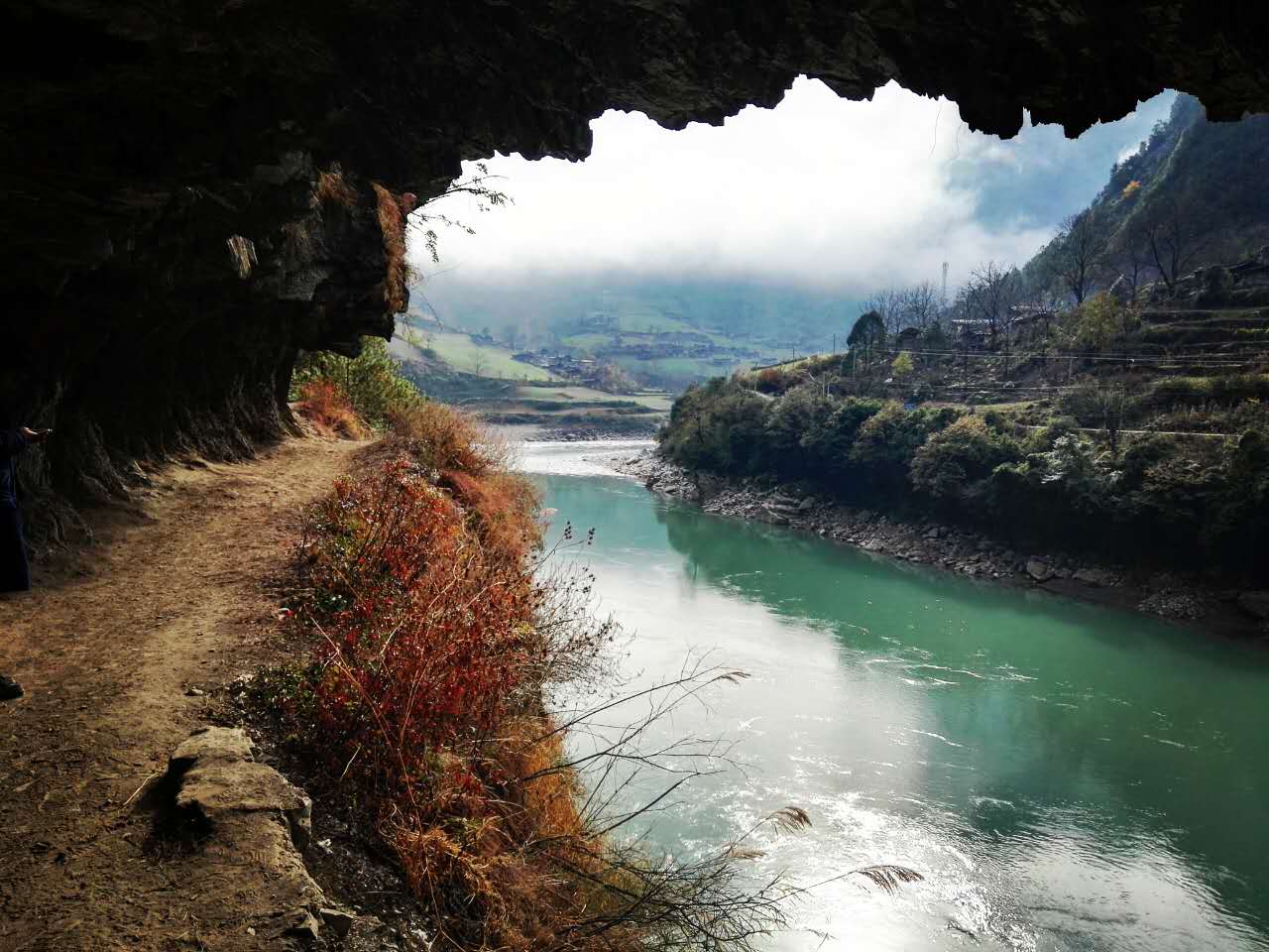 拼车怒江大峡谷国家公园7日深度游人神共居丙中洛世外仙境独龙江与世