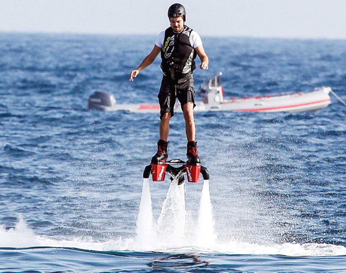 迈阿密/水上飞板体验(执照教练/初步安全培训和安全讲习/所有安全设备