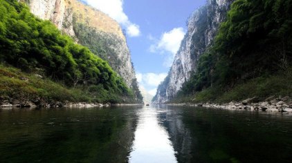 邻水白龙峡漂流门票