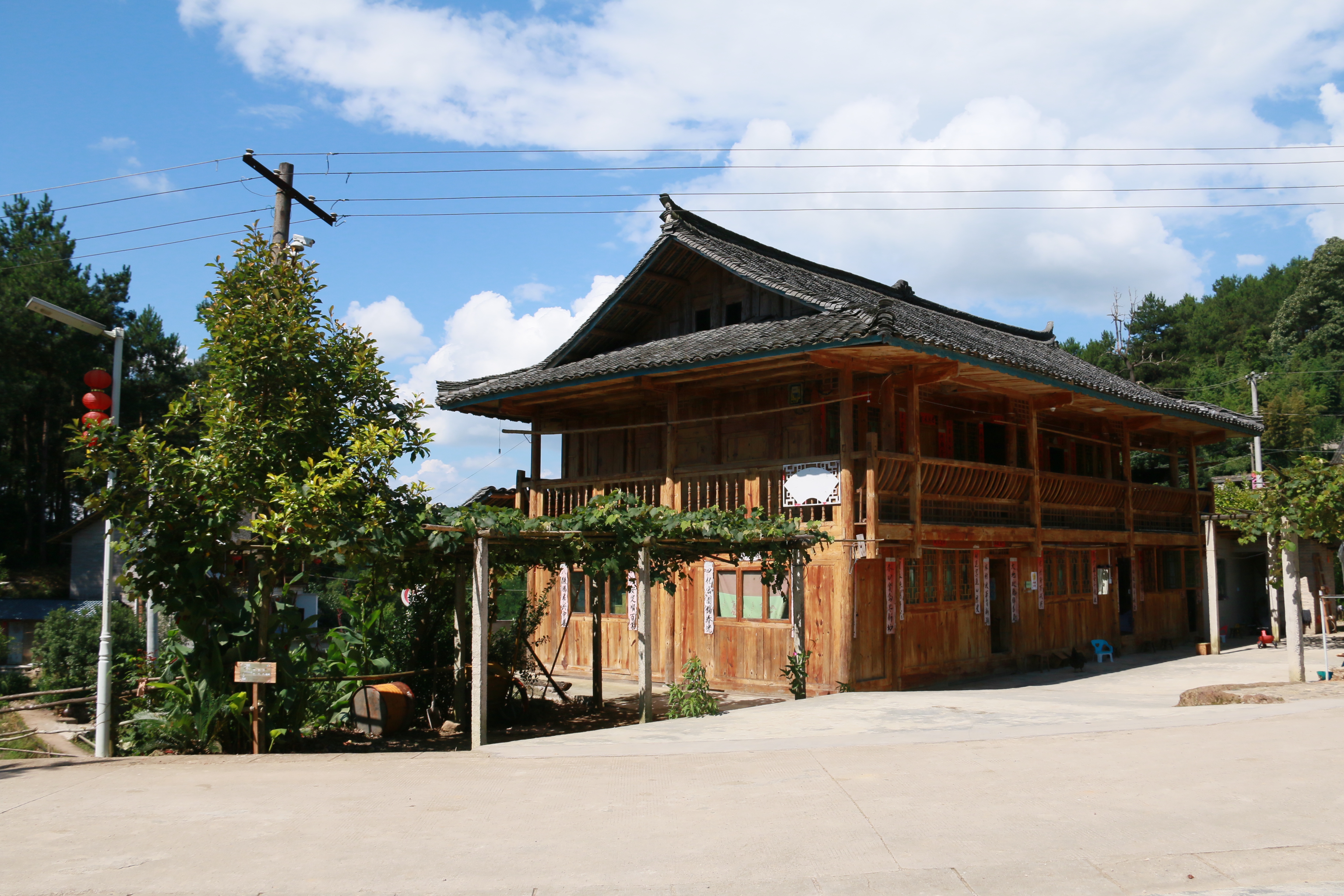 贵州凯里石龙寨深度体验特色民宿一晚(三晚起订)