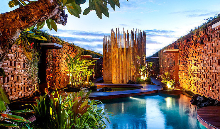 巴厘岛水之恋spa位于库塔靠近家乐福送餐可送机正宗招牌露露尊享情侣