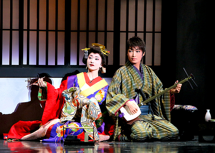 百年剧团兵库宝冢大剧院anotherworldkillerrouge日本人气歌舞剧入场