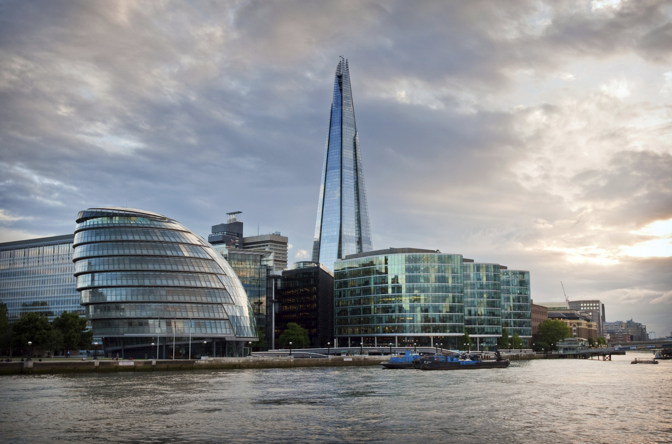 英国伦敦 碎片大厦(俯瞰伦敦全景 多媒体展示 中文语音 无限时门票)