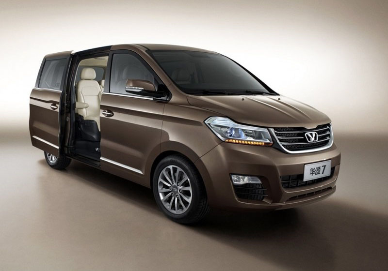 郑州自驾租车华颂7座商务自驾mpv20t自动雷达可乘坐7人含保险