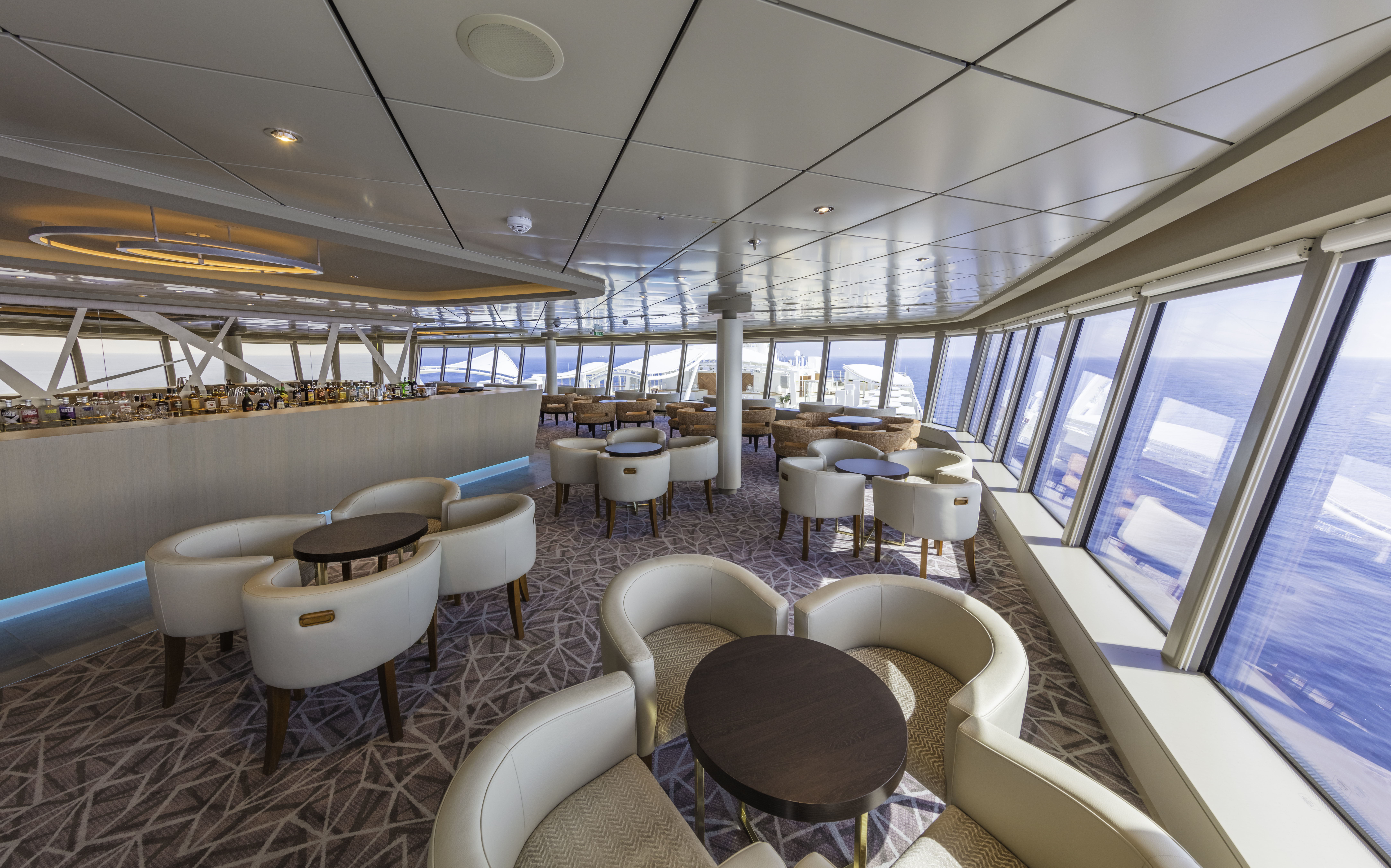 【星梦邮轮世界梦号】香港-公海-香港3天2晚邮轮之旅(周末休闲游 含