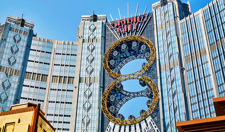 澳门新濠影汇之星8字形摩天轮蝙蝠侠夜神飞驰4d飞行体验电子票无需