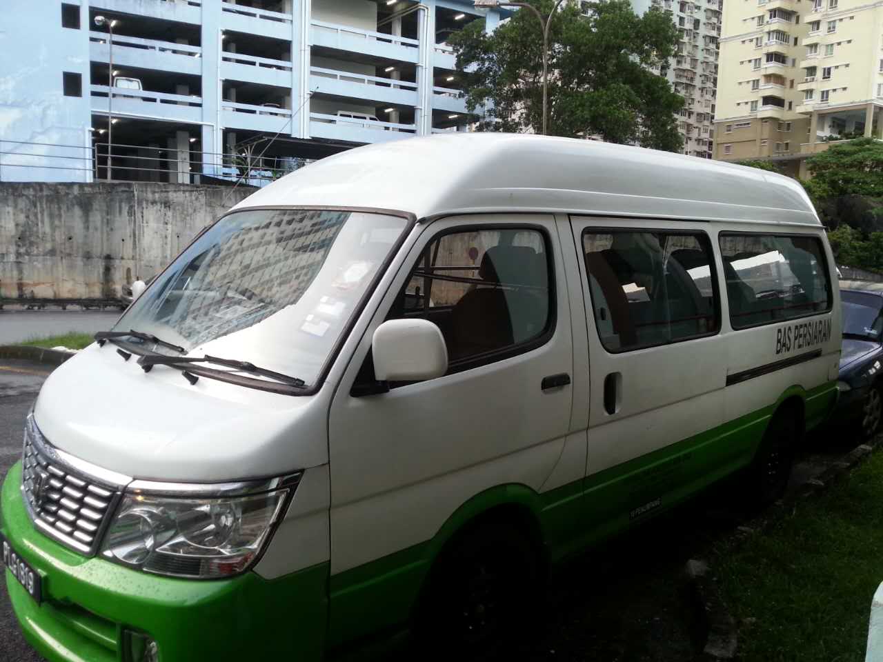 马来西亚槟城国际机场专车专人送机服务免费等候中文司机