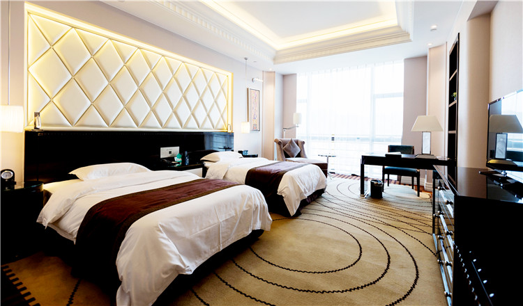 承德宽城兆丰国际酒店双人1晚住宿双人西式晚餐