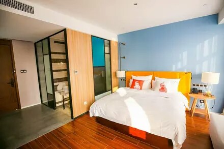 泊宁酒店原舟宿夜江店住宿1晚双人三江夜游