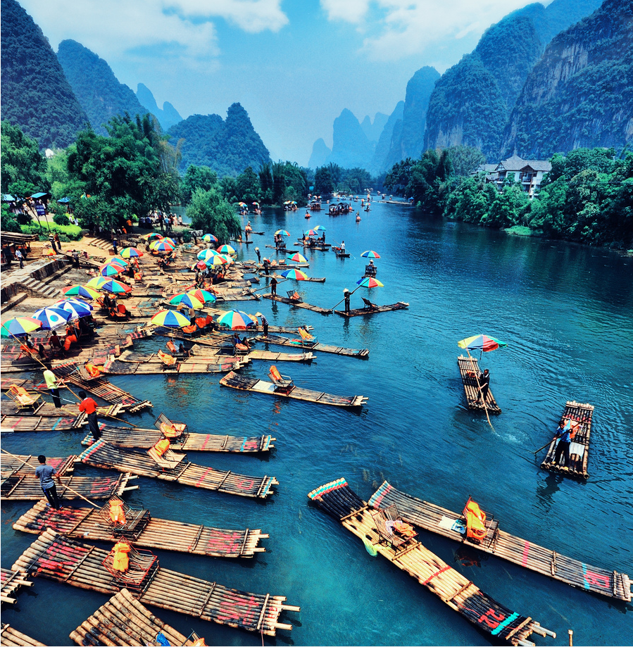 高铁往返桂林精致小团阳朔漓江遇龙河竹筏4日游乘坐四星豪华游船360度