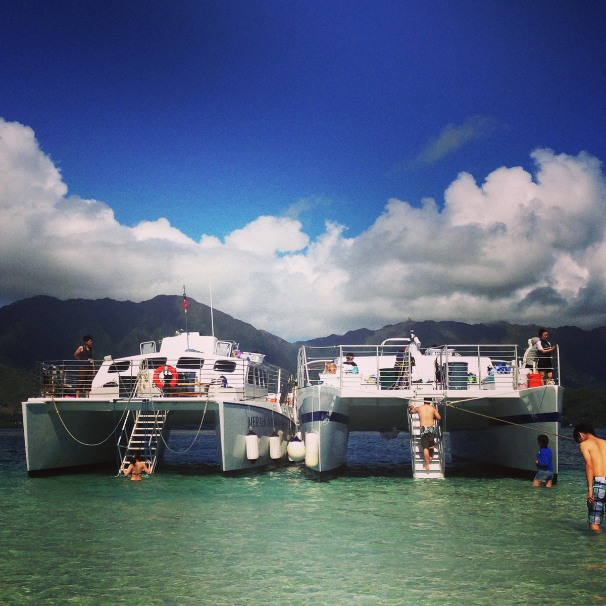 美国夏威夷卡内奥赫海湾海底漫步浮潜香蕉船