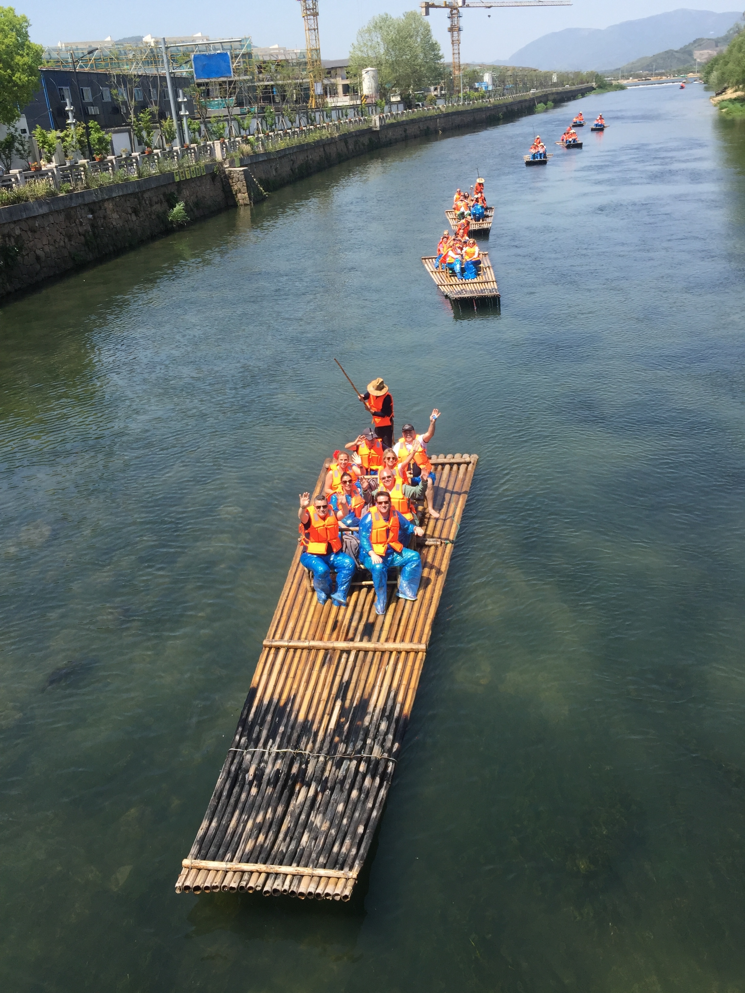 双溪漂流竹筏漂流亲子票1大1小(含牛车与电瓶车票)