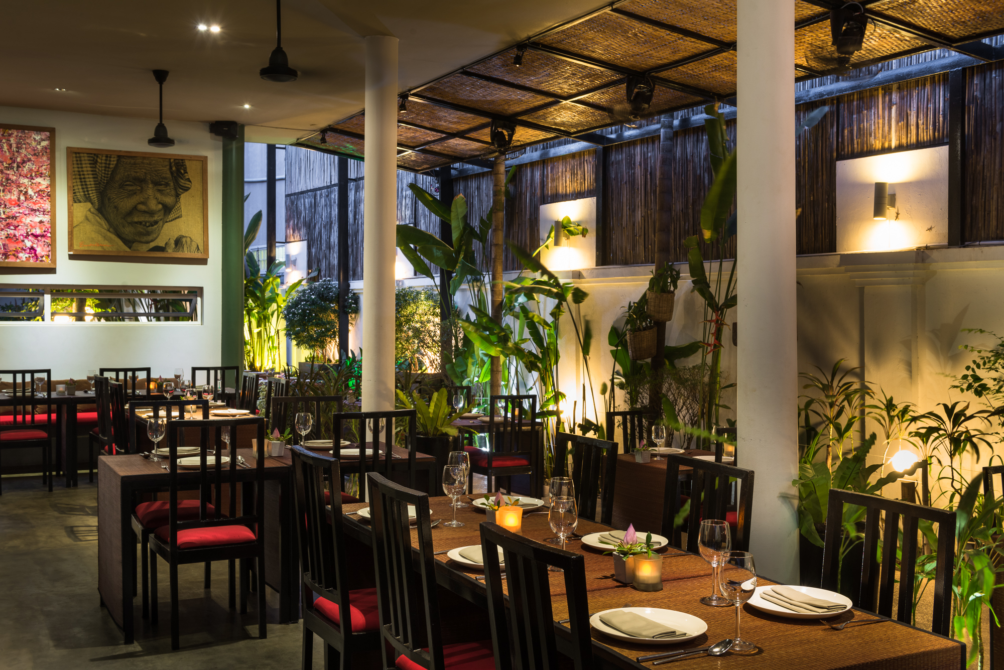 柬埔寨网红餐厅chanreytree高棉特色菜多种套餐必去打卡环境优雅