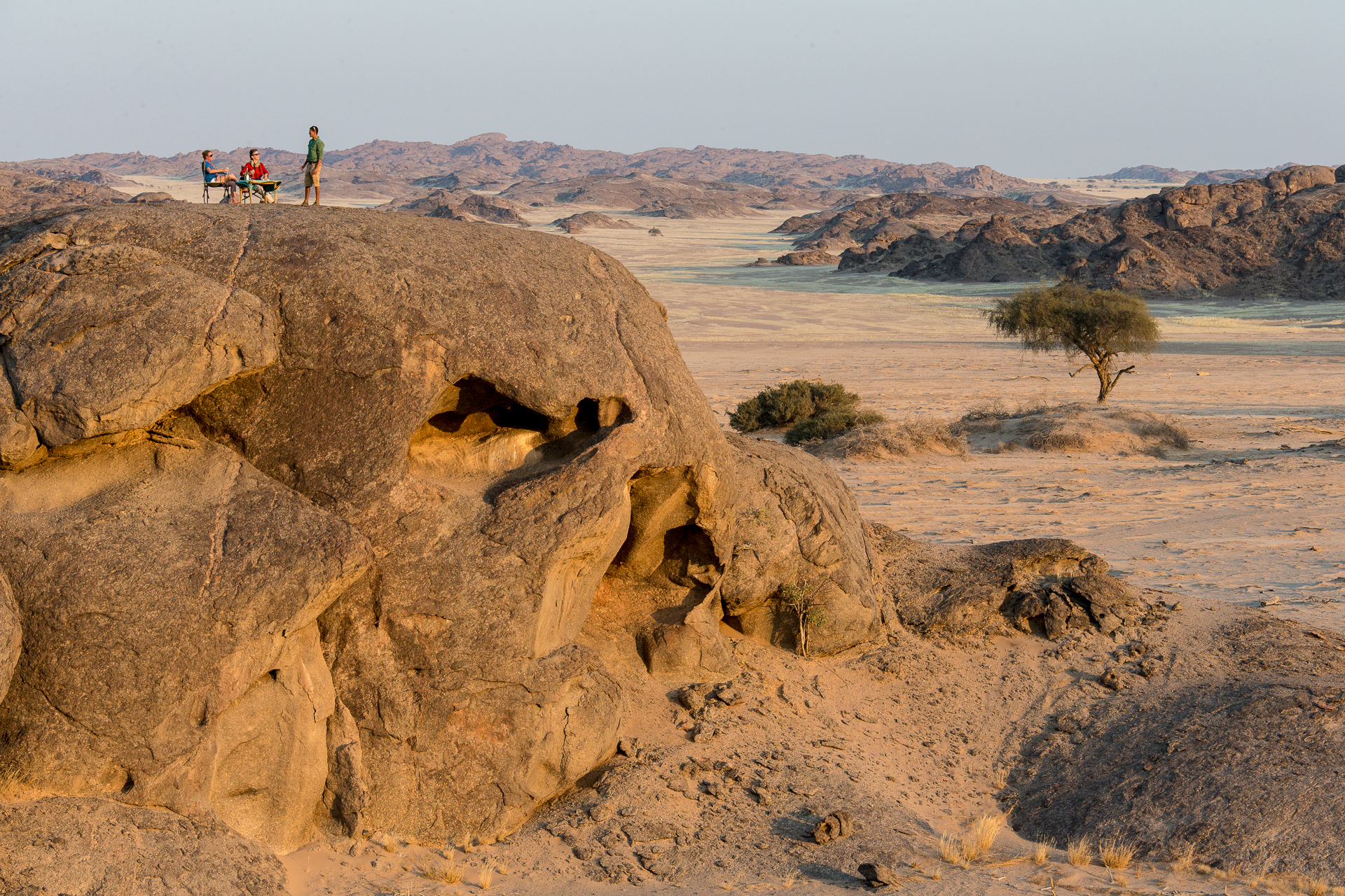 纳米比亚骷髅海岸野奢哈里王子御用营地hoanibskeletoncoast