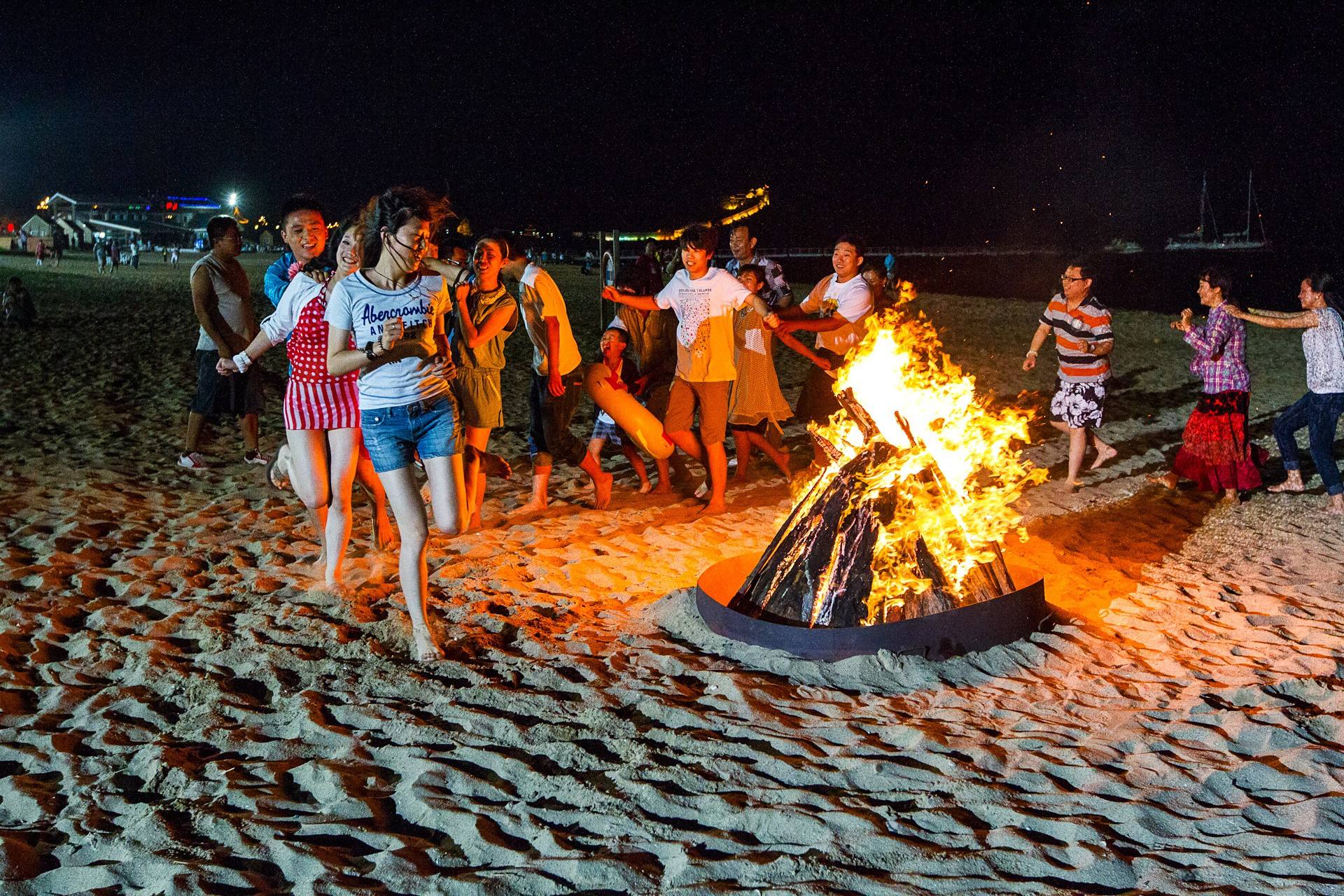 惠州巽寮湾海边烧烤场篝火ktv套餐适合公司团建班级活动朋友聚会