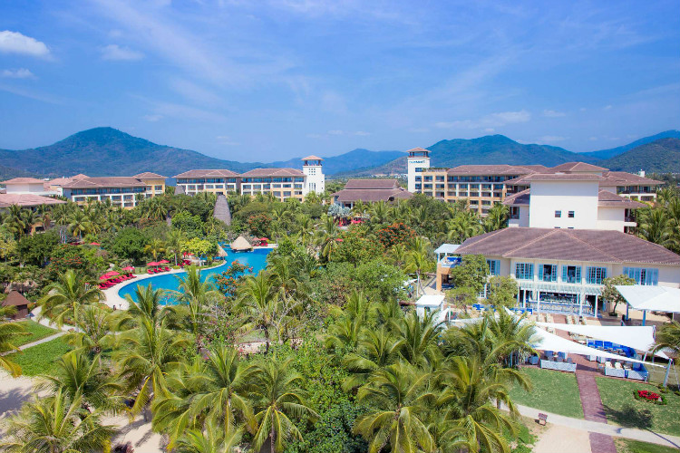 海南三亚clubmed地中海俱乐部一价全包套餐免费一日三餐畅玩儿童