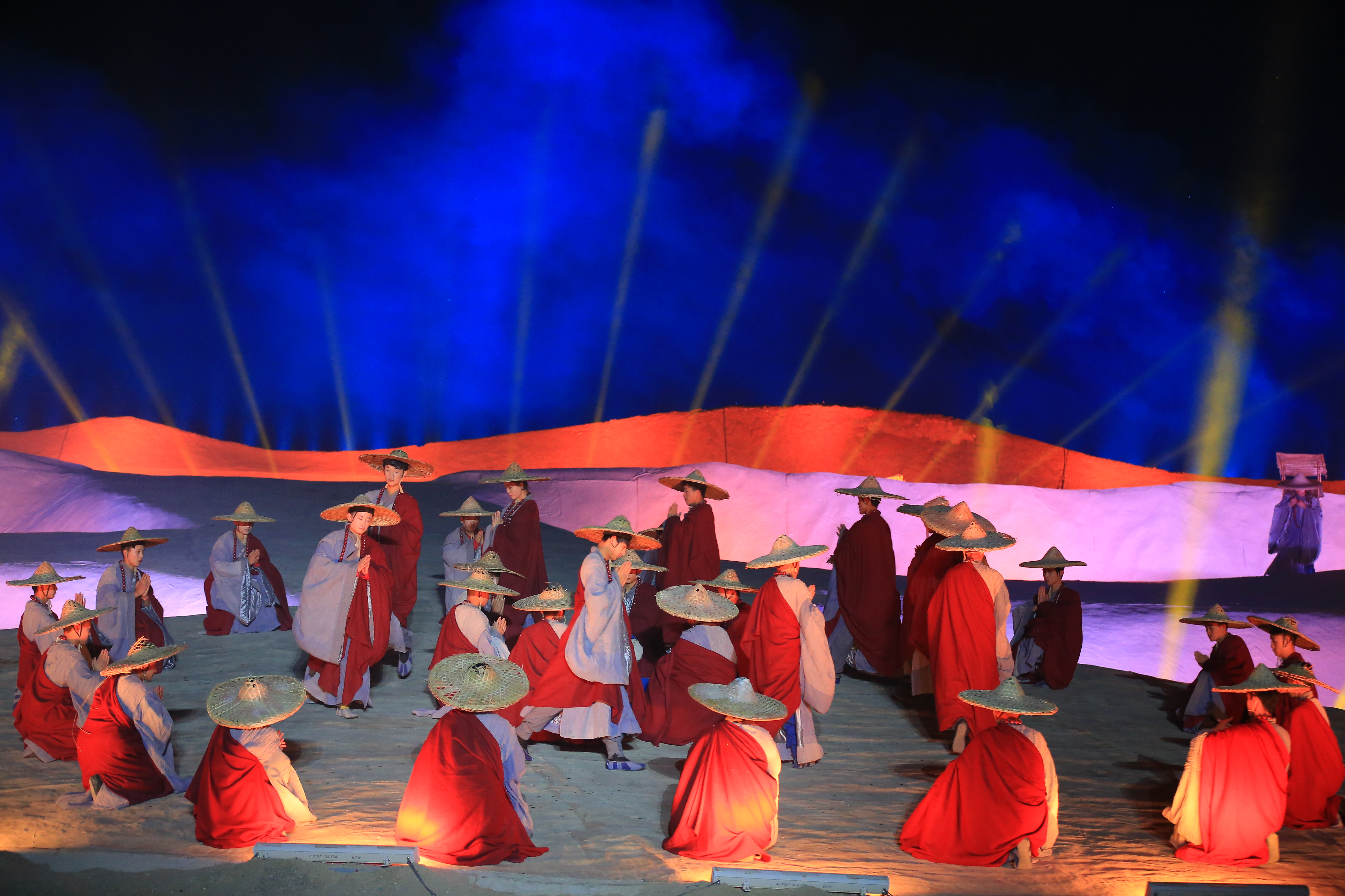 纵情鸣沙相遇飞天鸣沙山月牙泉敦煌盛典优惠套票直通车