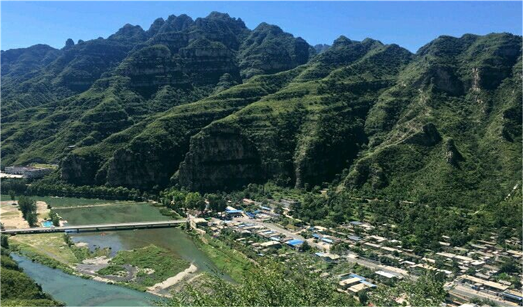 北京十渡聚龙湾乐佛山一日游高空3d玻璃栈道真人cs对战观华北玉佛