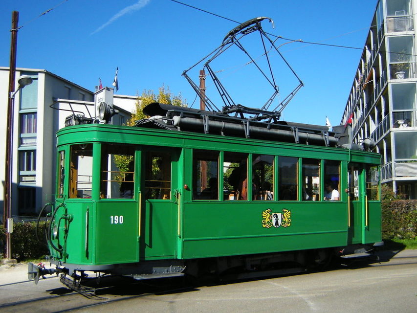 瑞士 巴塞尔老式有轨电车游