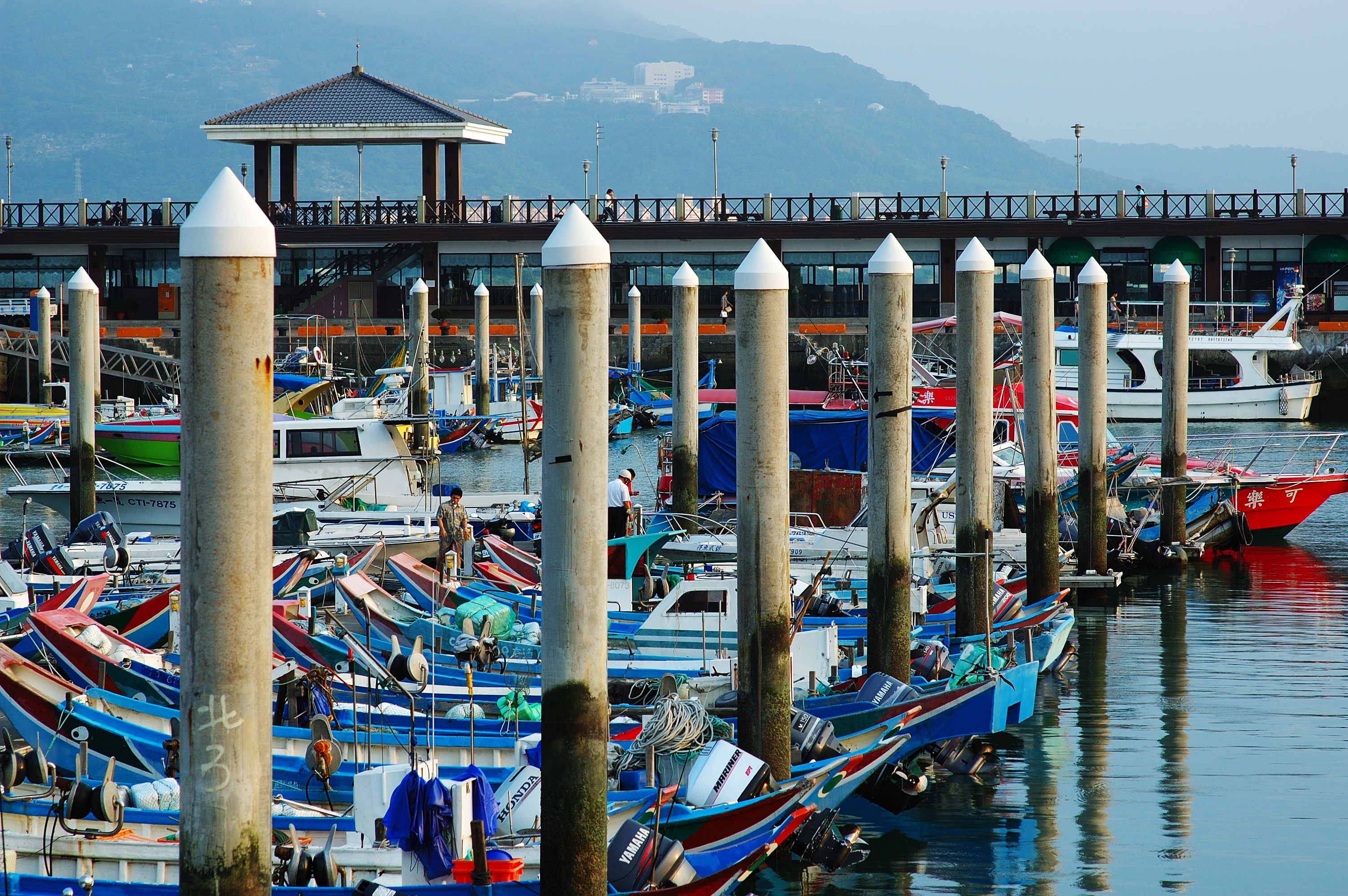 台湾西部7日亲朋精华定制鹿港老街清境明琴山庄私房美食