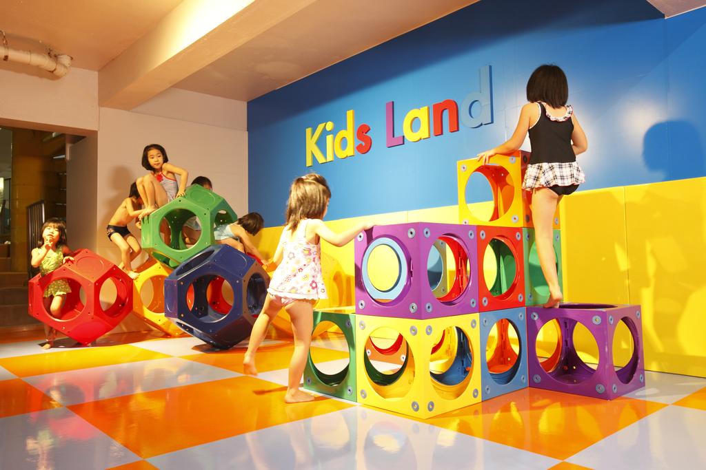 北海道洞爷湖太阳宫殿spa度假酒店水上乐园尽情玩乐