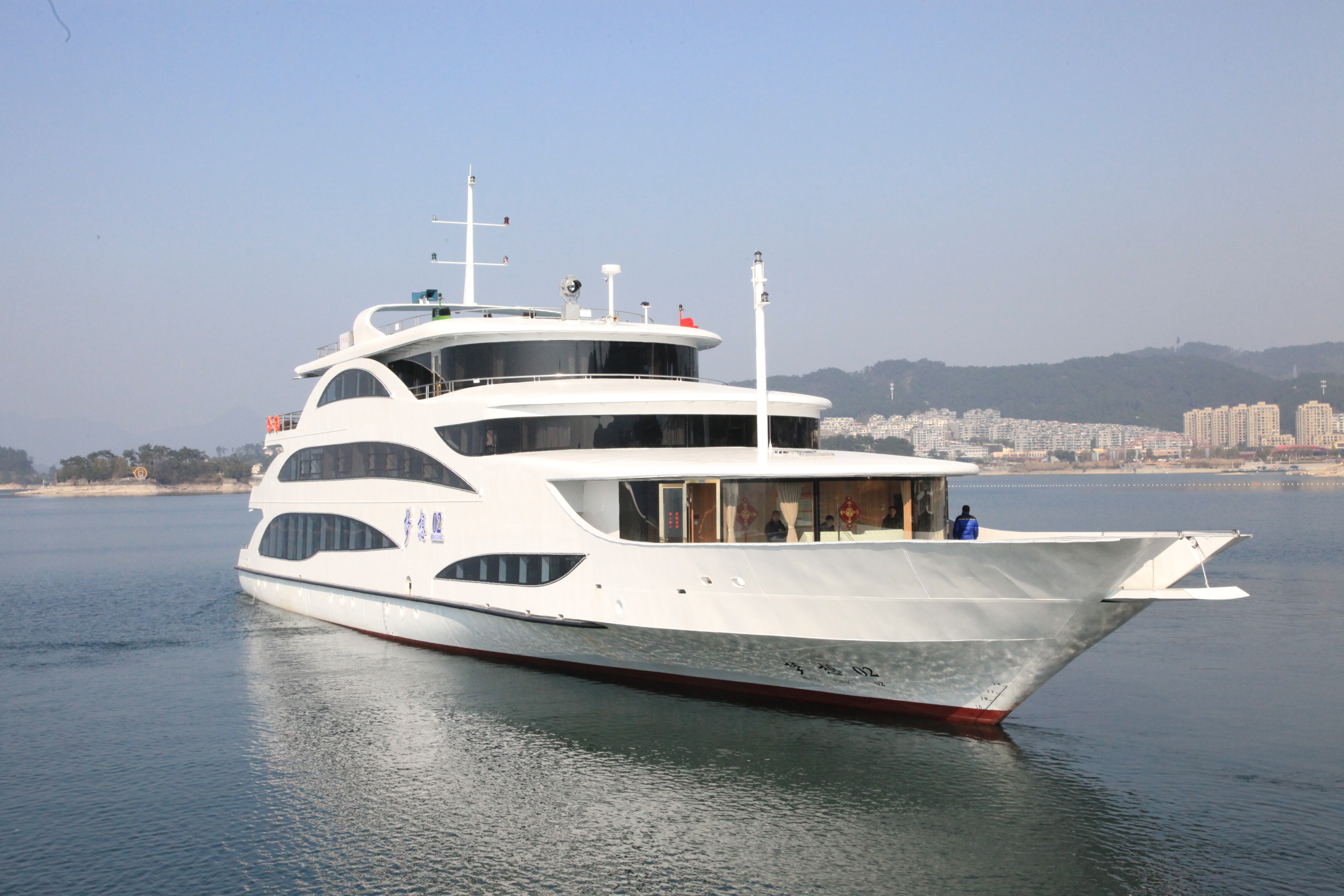 千岛湖豪华游船梦想2号中心湖区门票上梅峰观岛