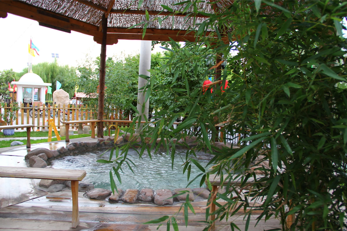 怡馨苑温泉休闲会馆